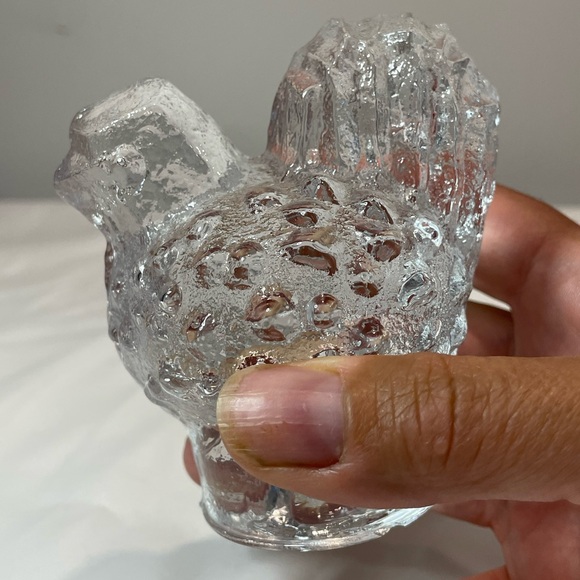 Vintage PUKEBERG Glass CHICKEN Paperweight Figurine - Picture 5 of 7